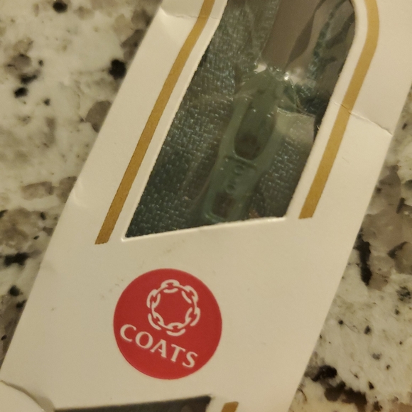 Zipper - Picture 7 of 9